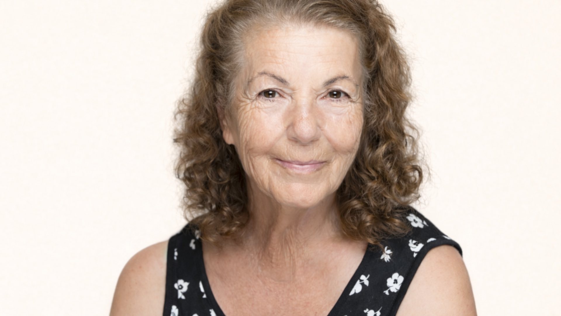 Mutter ChatGPT Image Feb 11, 2026, 09_22_40 AM  1920x1080 135kb.jpg