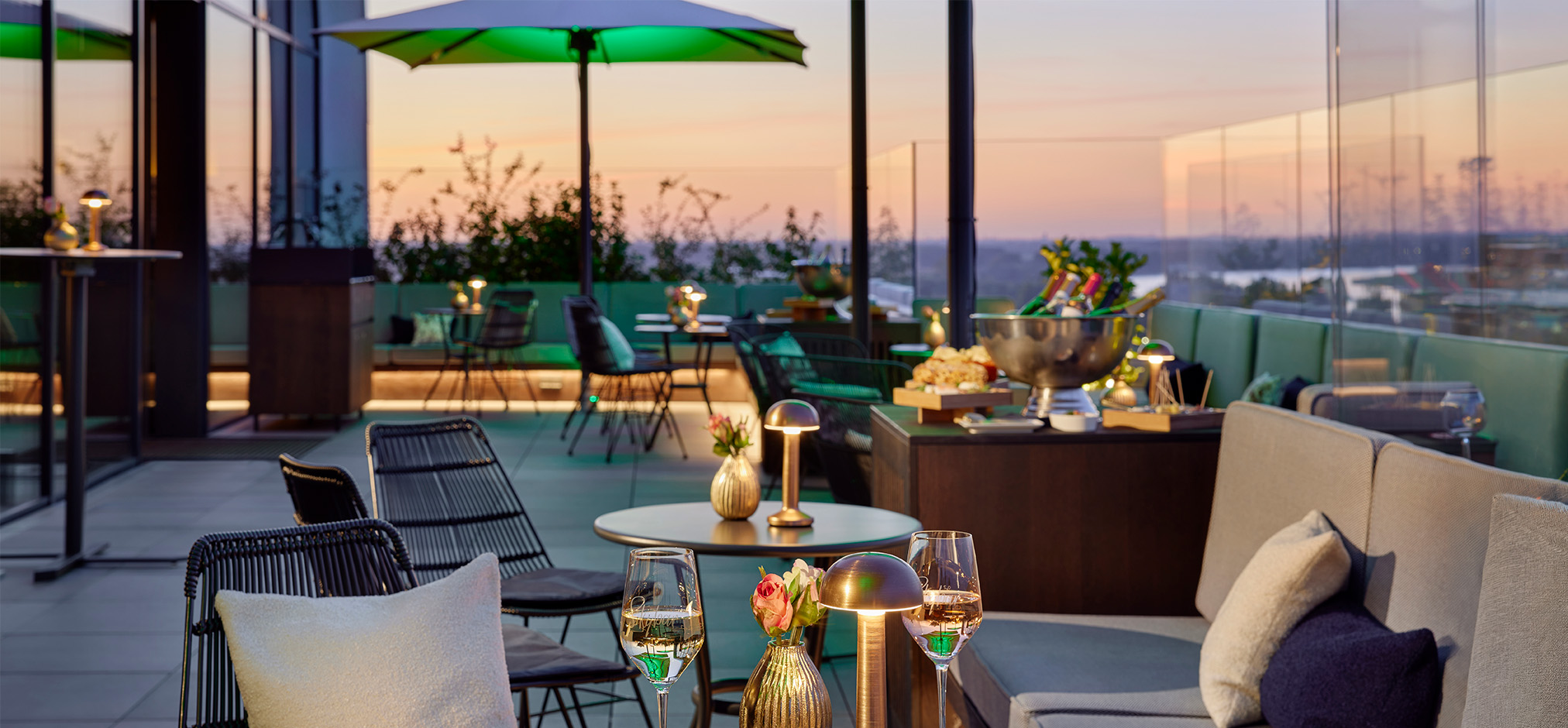 Lindner_Hotel_Skybar1.jpg