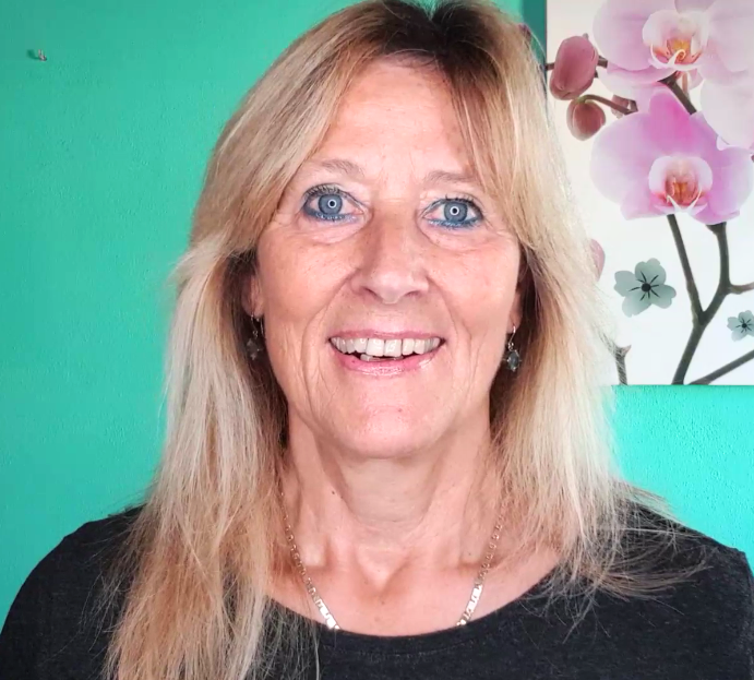 Silvia Hecken 690 x690.png