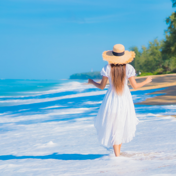 Frau am Meer (350 x 350 px).png