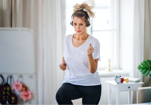 Frau Kopfhörer Sport (500 x 350 px).png