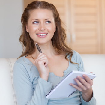 Frau macht Notizen 350 × 350 (6).png