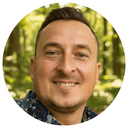 Robert Swierzynski Portrait 1-min.png