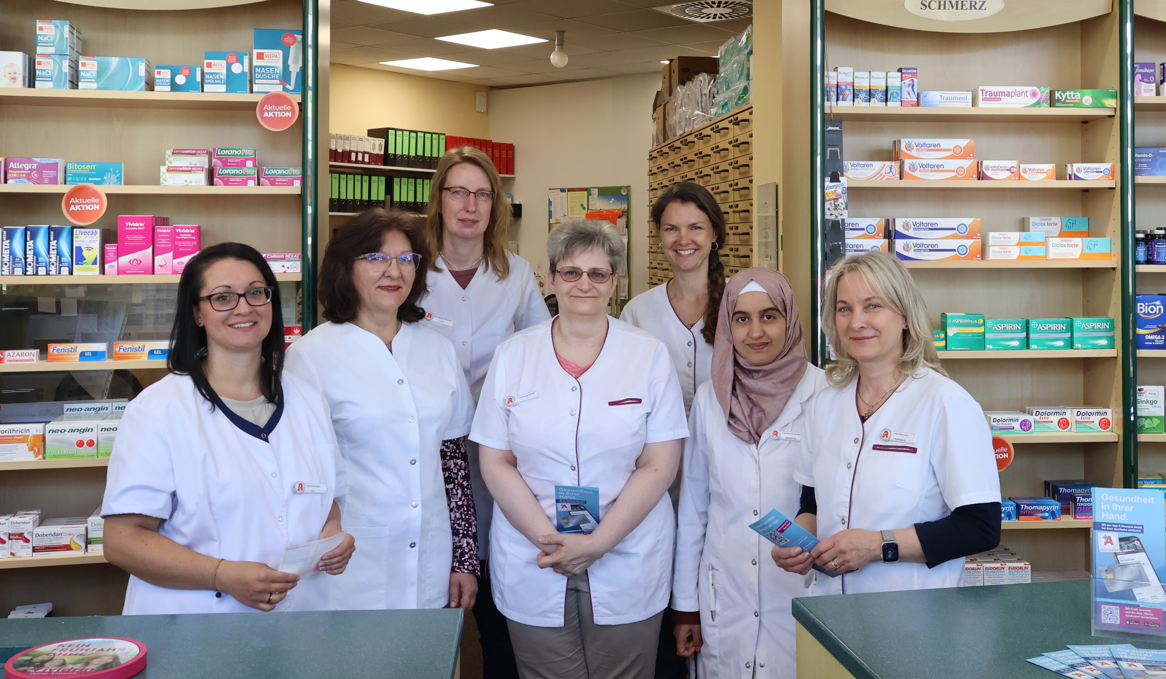 Teamfoto der Bären Apotheke