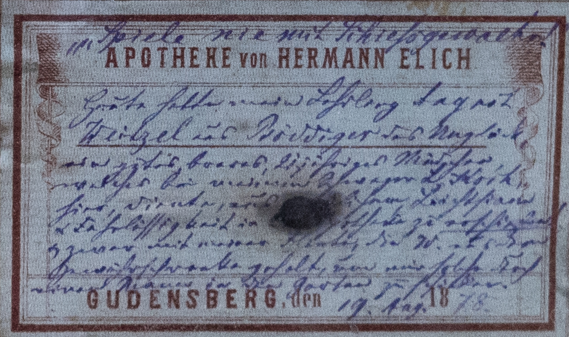 Altes Dokument mit handschriftlichem Text