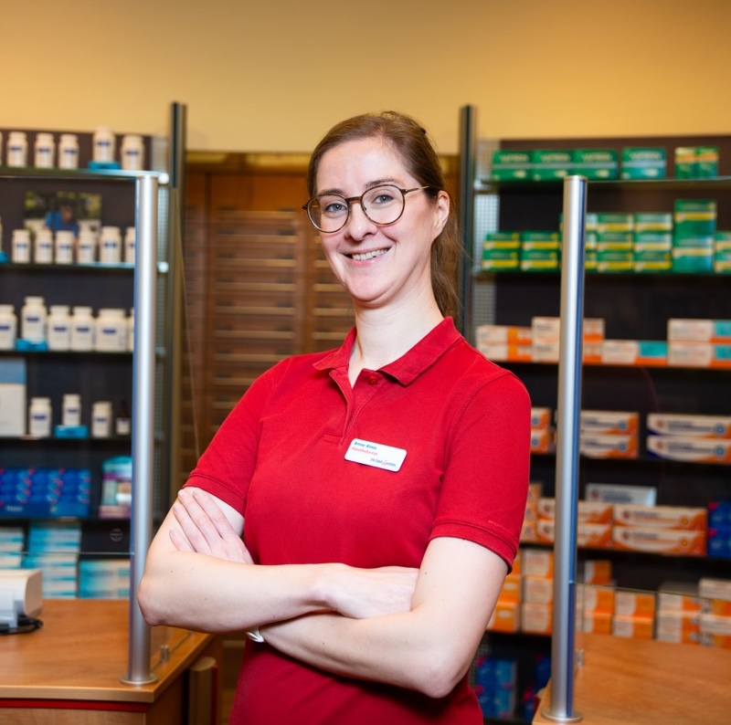 Inhaberin Anne Alms in der Stadt Apotheke Rotenburg