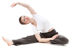 Frau die Yoga macht