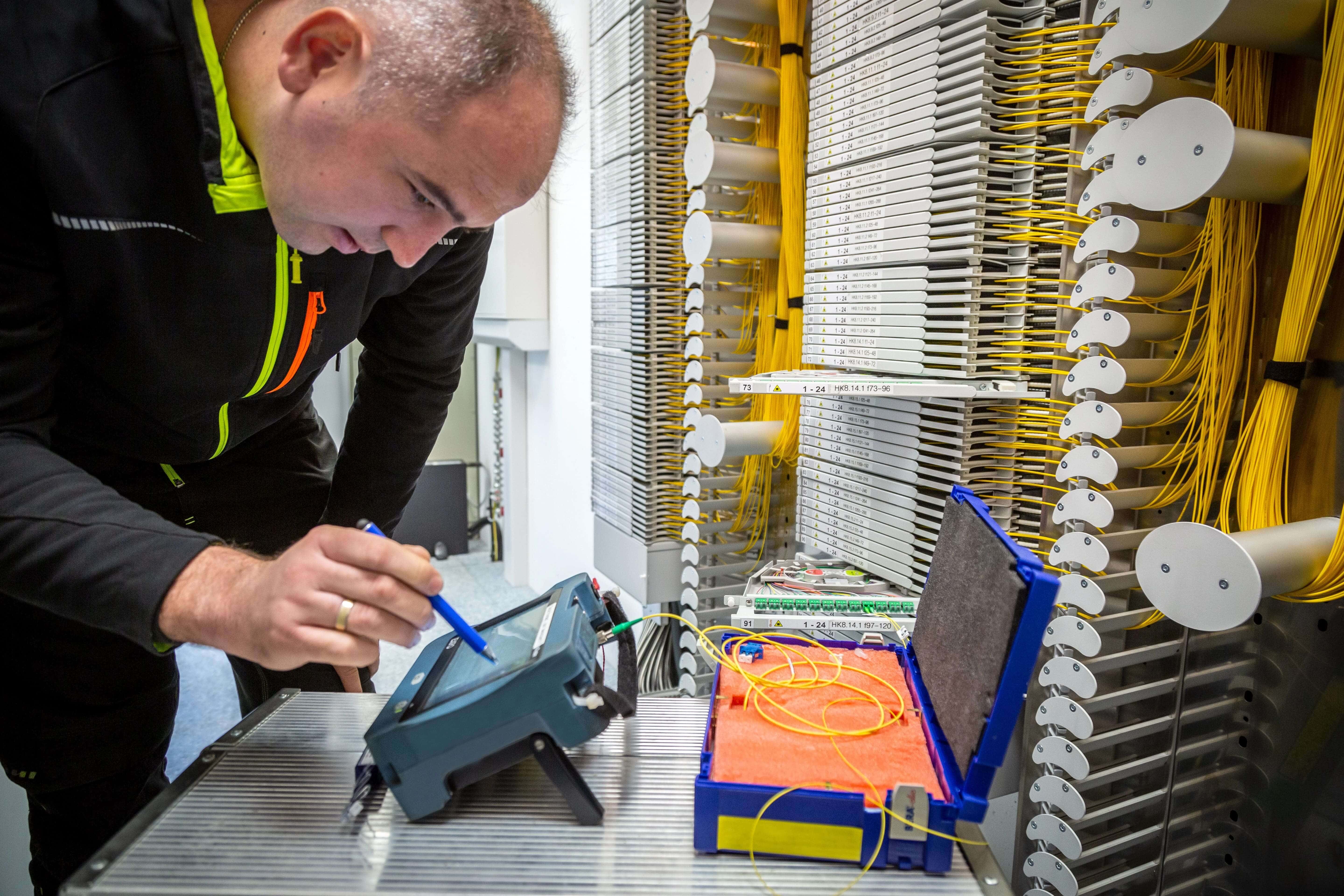 JH_Kollege_tablet (1).jpg