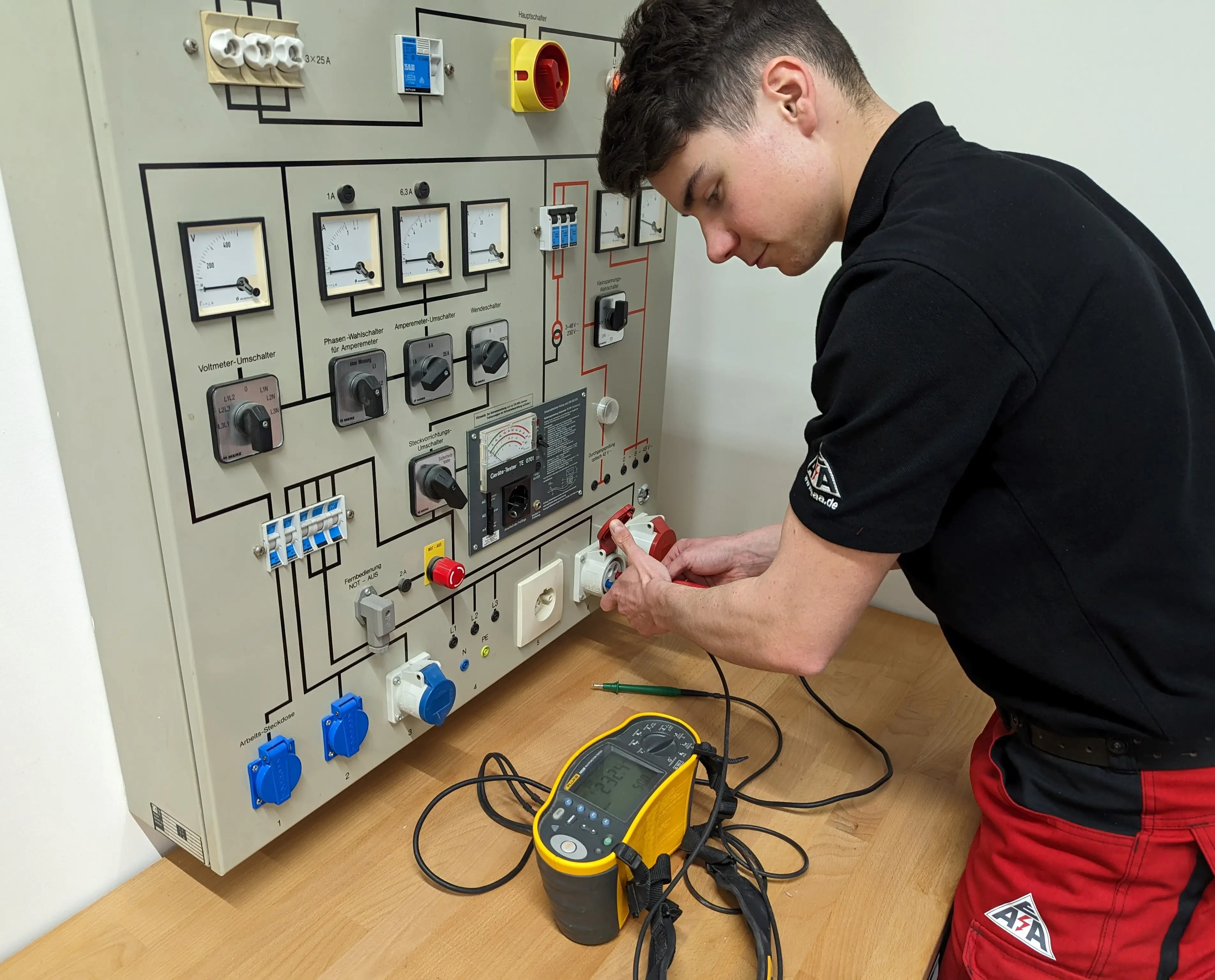 Ausbildung_1 (1).webp