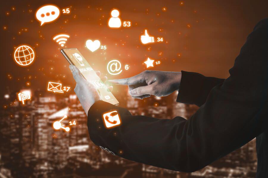Bild Handy Orange.jpg