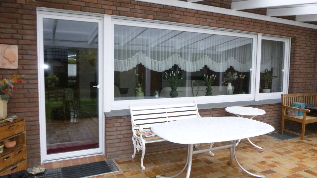 Terrassentür mit Fenster.jpg