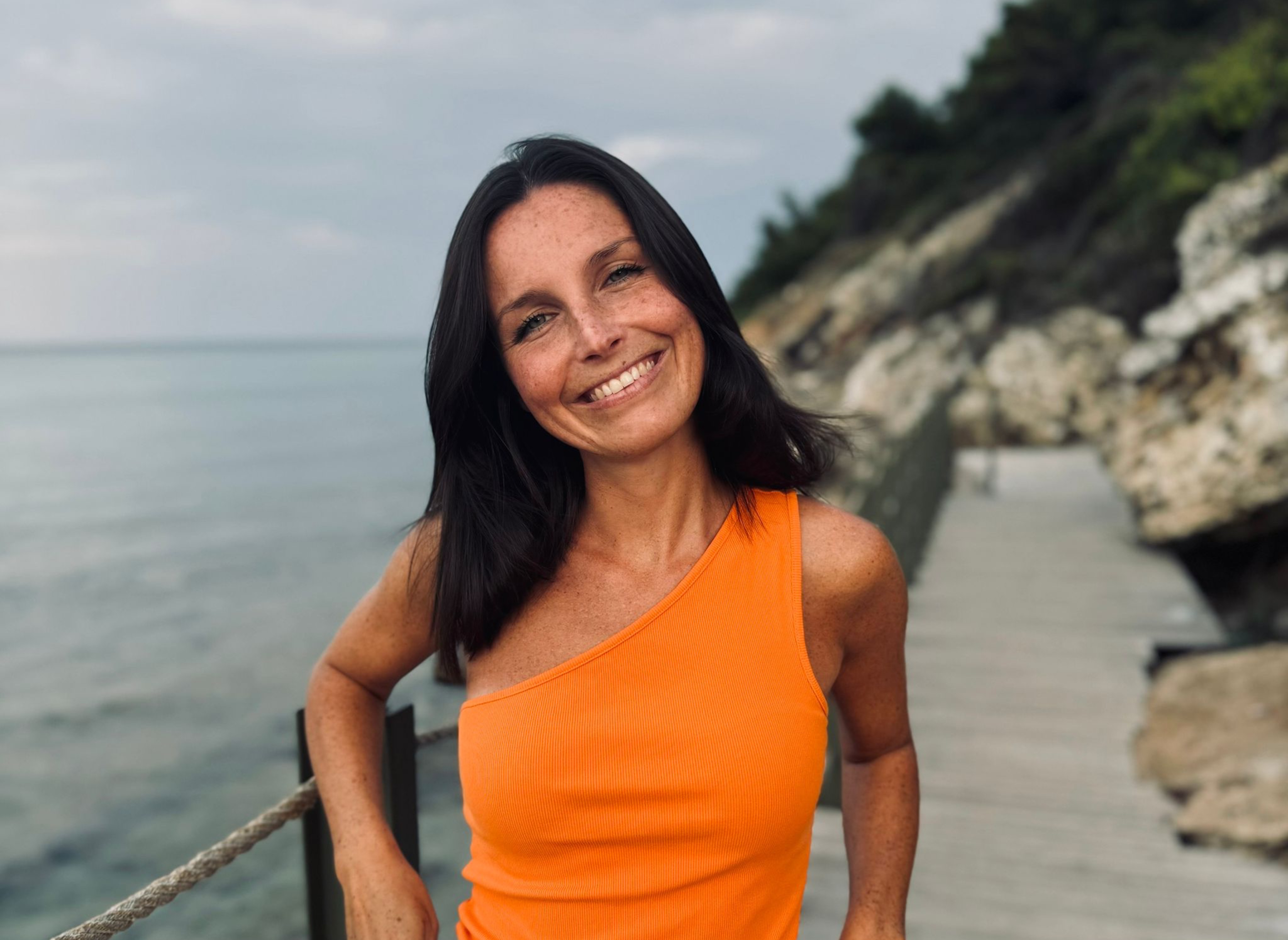 WhatsApp Image 2025-11-17 at 15.37.00.jpeg