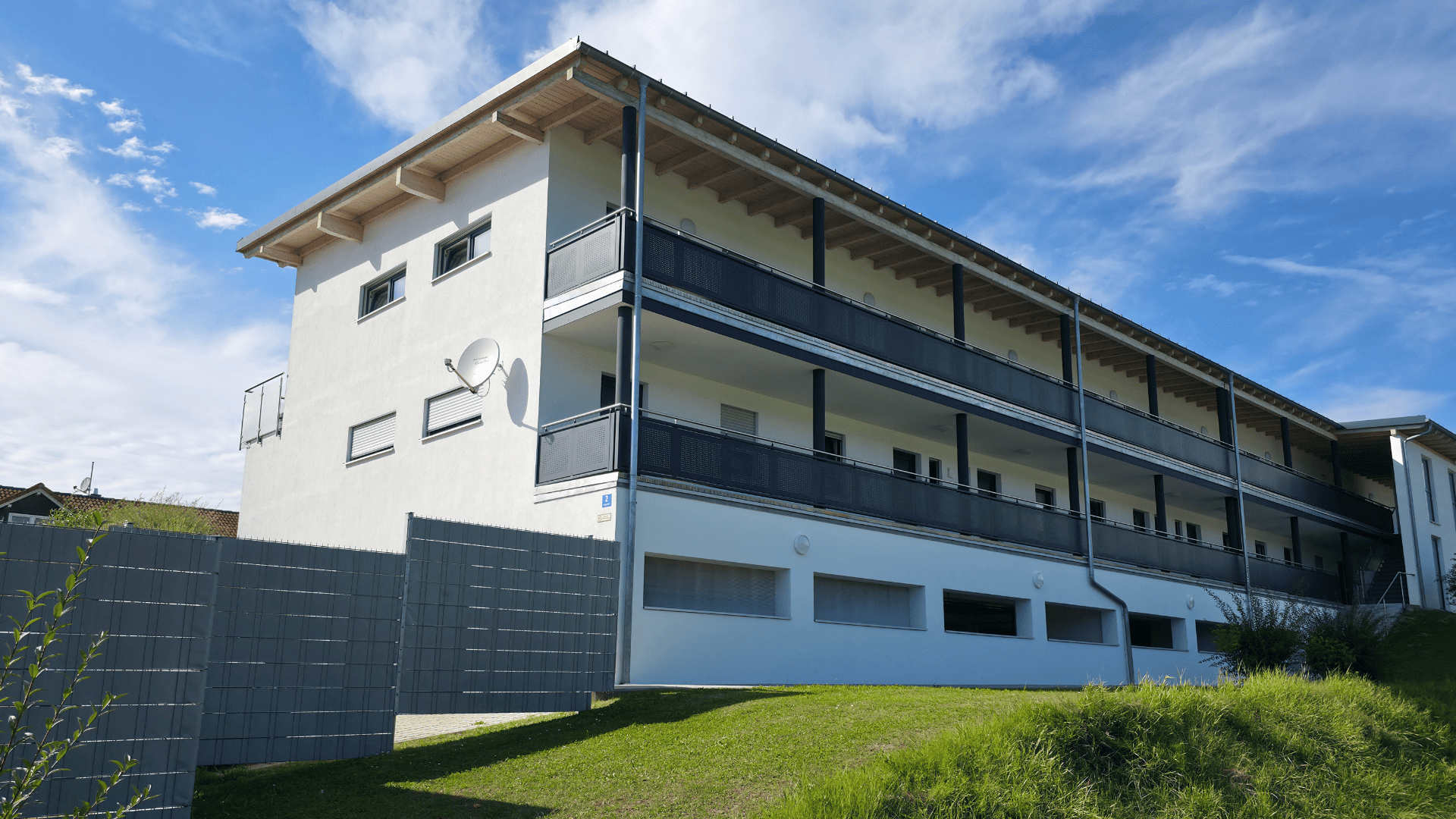 Kopie von Nur noch 1 Einheit verfügbar (1920 x 1080 px) (2).png