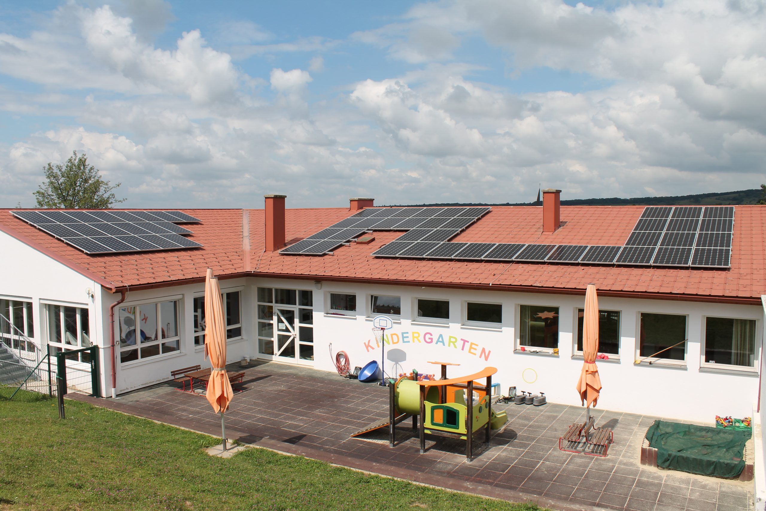 Marktgemeinde-Rohrbach-Photovoltaik-Anlage-KIGA-Bild-2-scaled.jpg