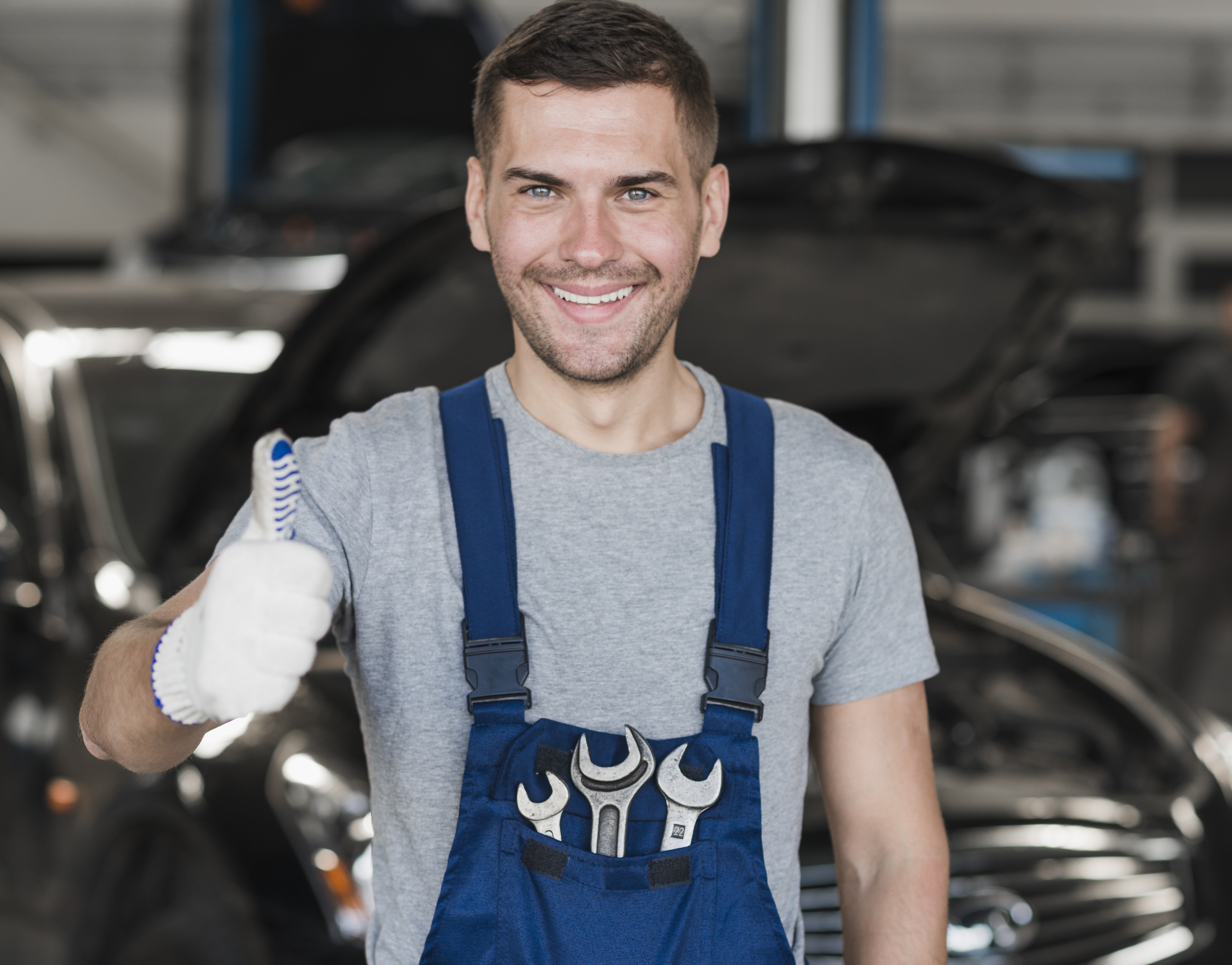 modern-automobile-mechanic-composition.jpg