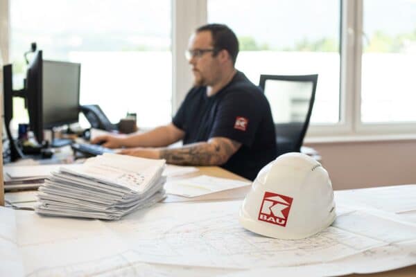 Jobs_Bauleiterin-1-600x400.jpg