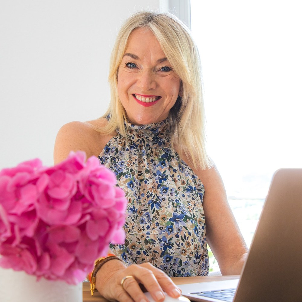 Elke Blidon, Expertin für ganzheitliche Hautgesundheit und Rosacea
