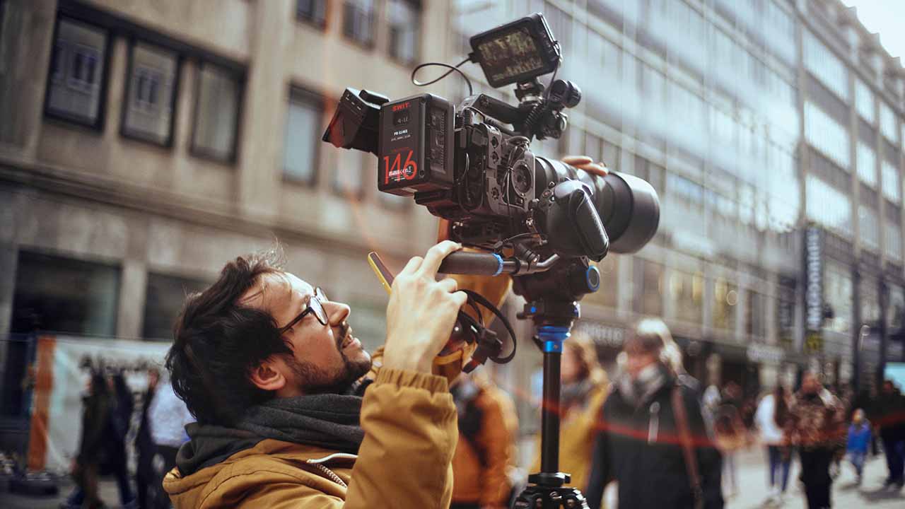 Kameramann zu klein für Stativ