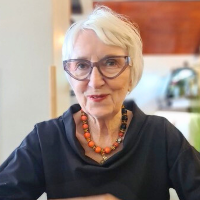 VS_ KL_ Angelika Kindt _ Portrait.png