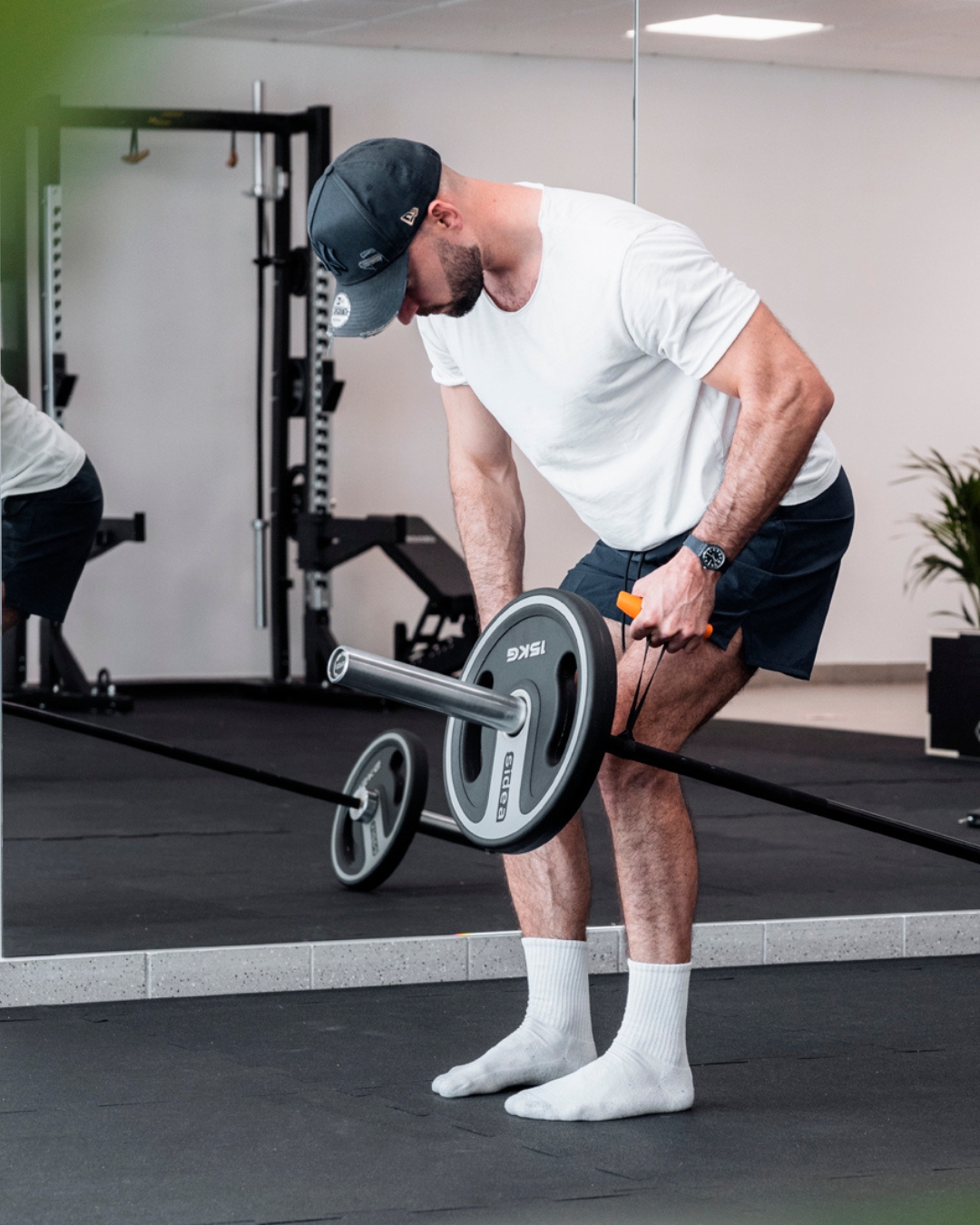 Having had a successful gym equipment business, I know how gyms work.