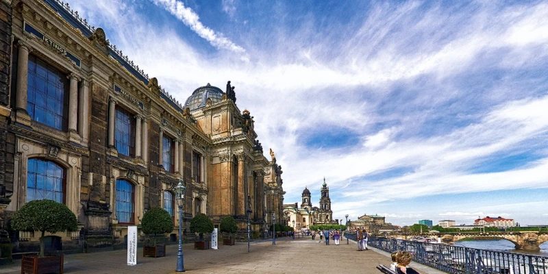 Die Brühlsche Terrasse in Dresden: Ein Juwel mit Blick auf den Immobilienwert