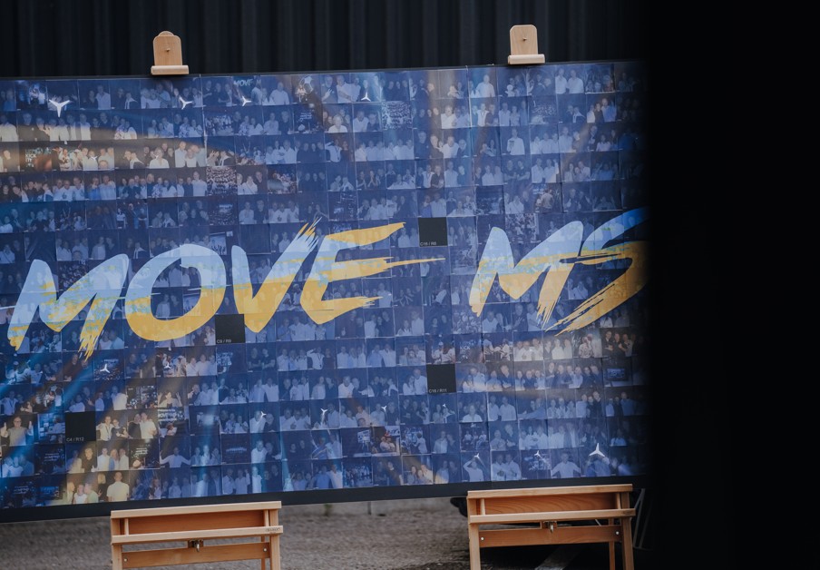 Mosaikwand fast fertig
