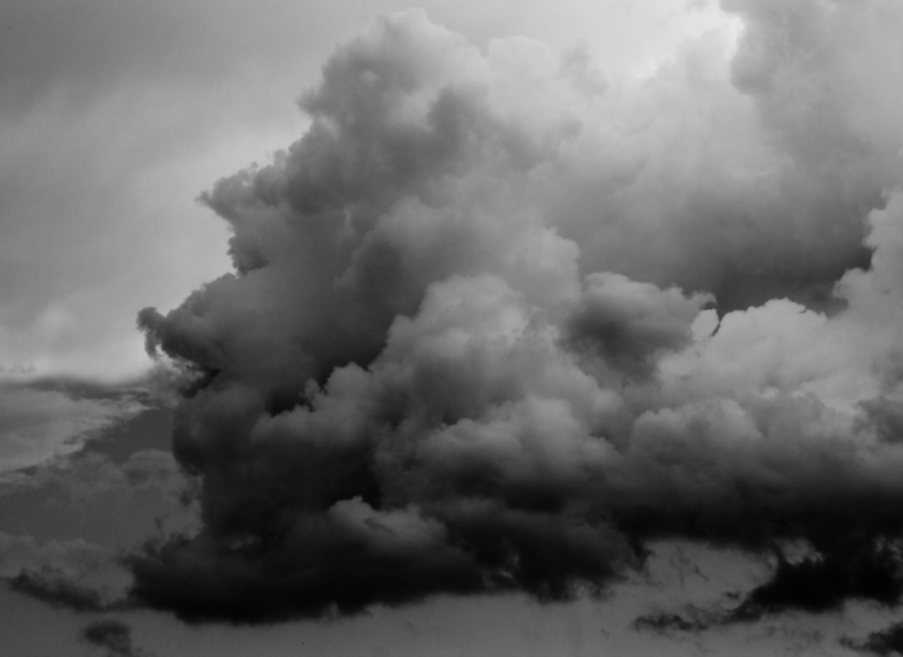 dark-clouds-487237_1280.jpg