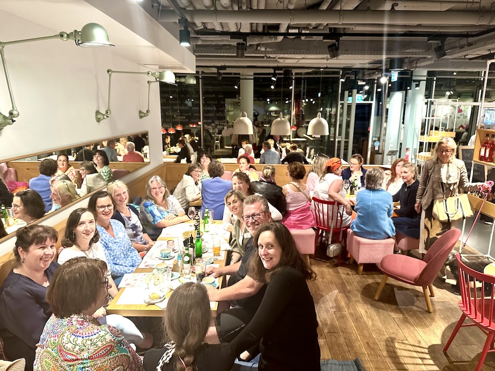 25-09-05 Knuddeln Hamburg.jpg