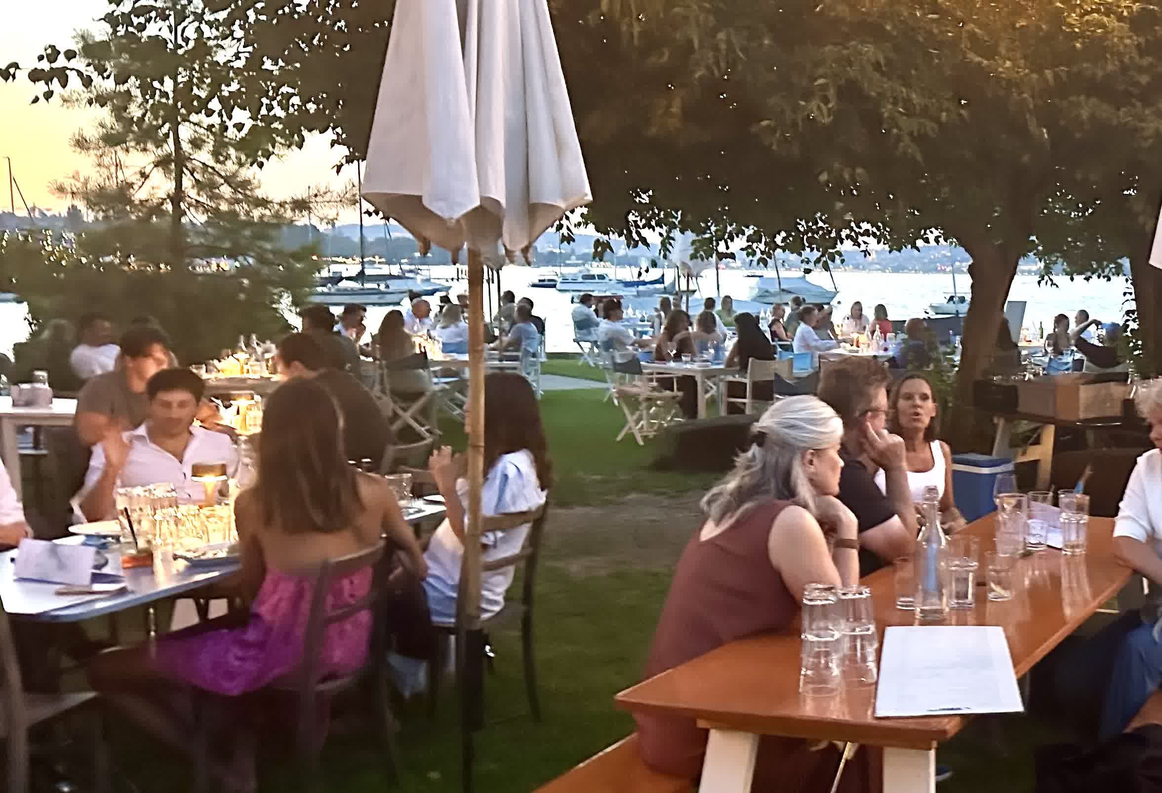 25-08-08 Knuddeln Zürich.jpg