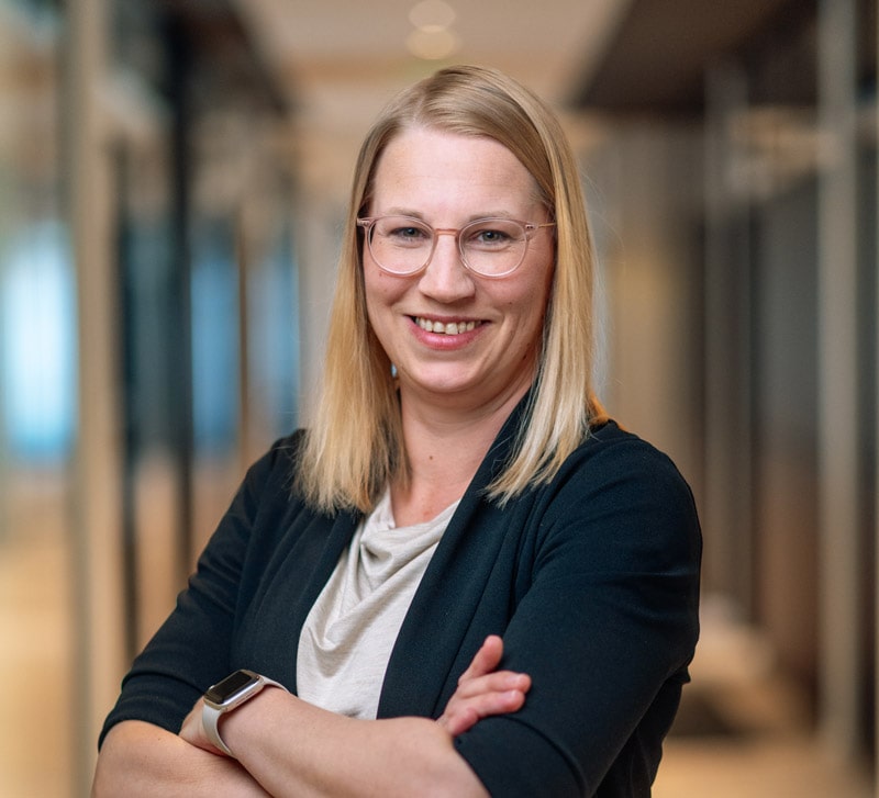 jessica-neumayer-min.jpg