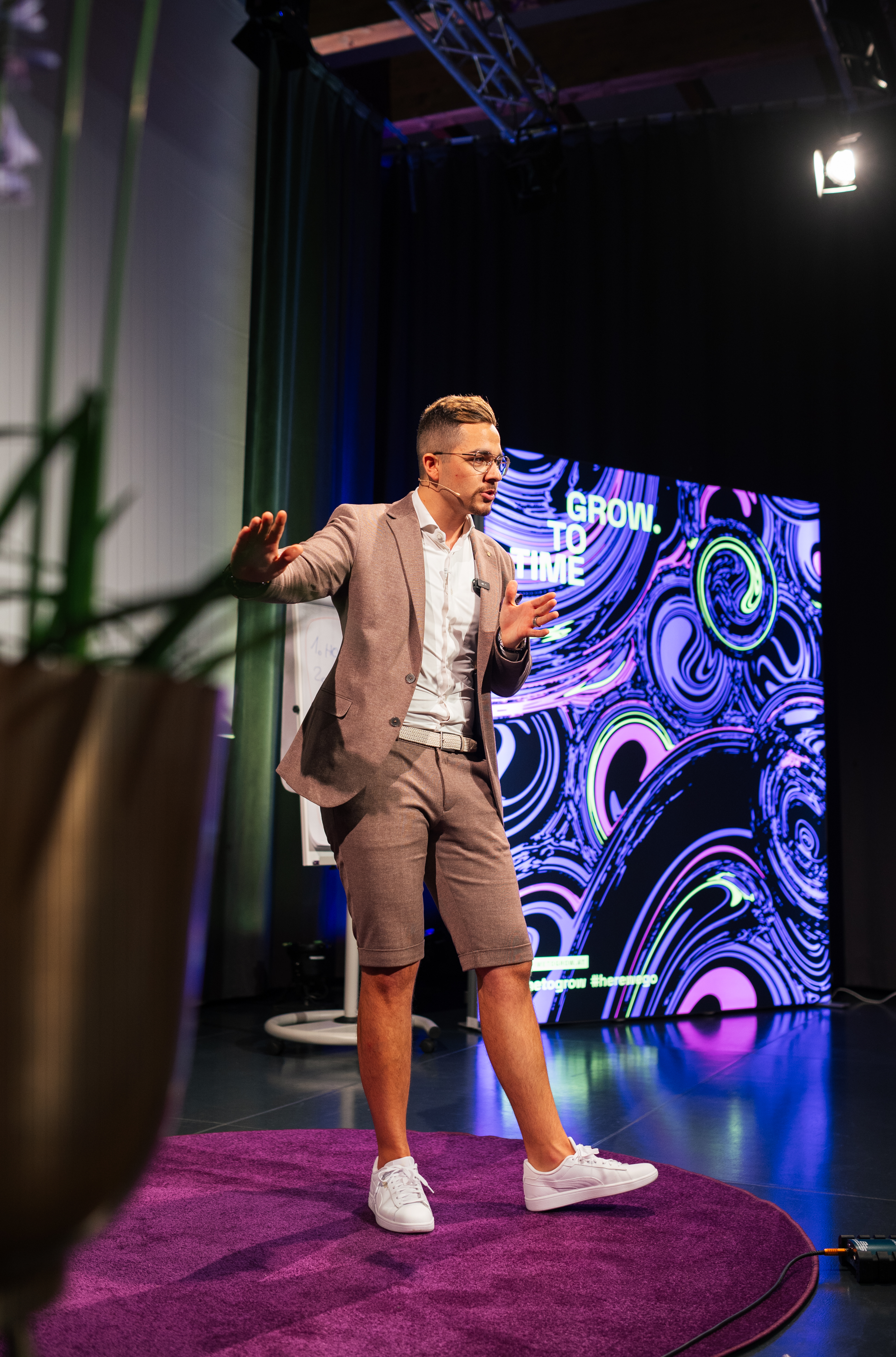 Time to Grow-manuel-Spors-13.jpg