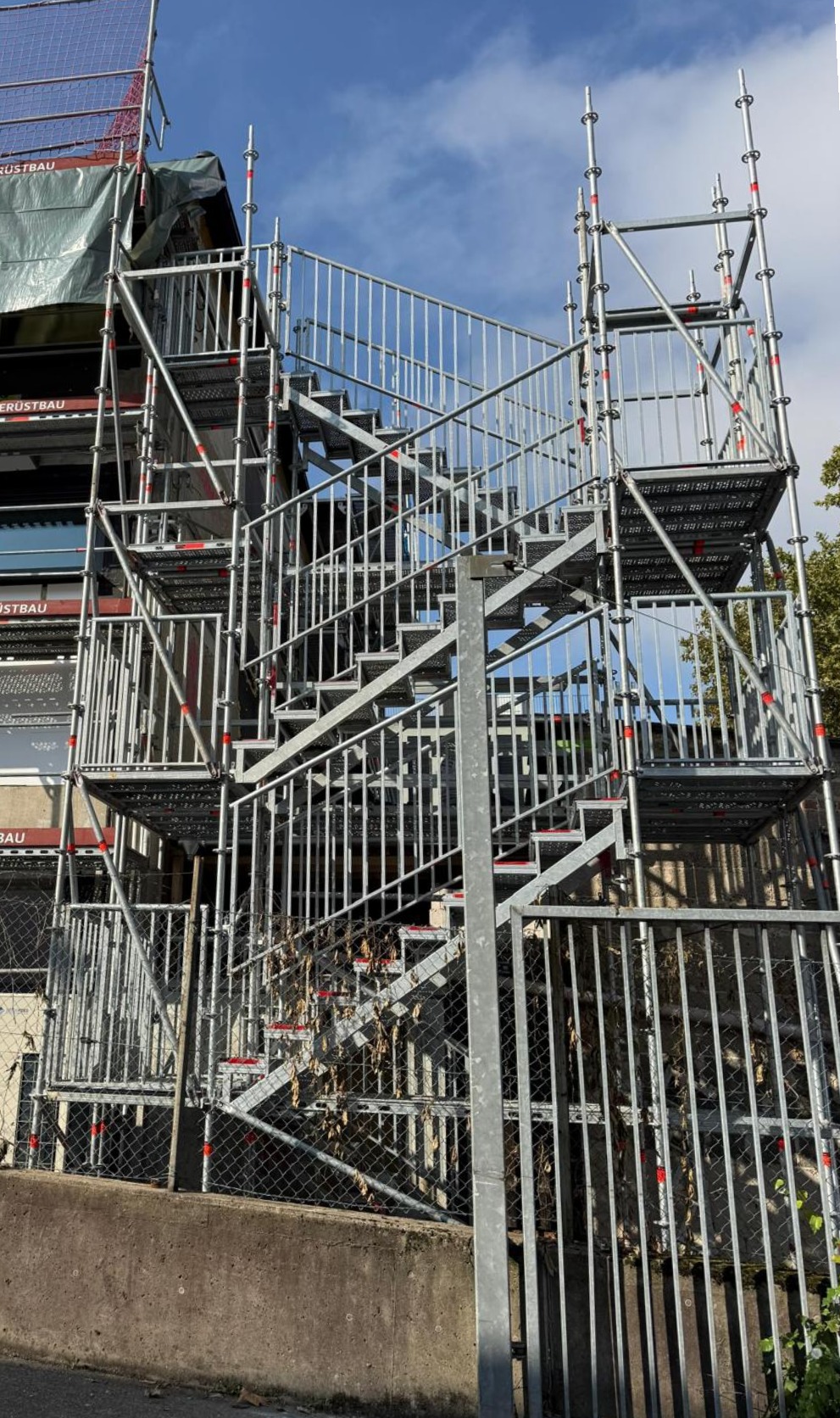 WhatsApp Image 2025-12-05 at 11.13.04.JPG