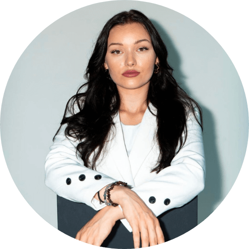 Kiara Junker (1).png