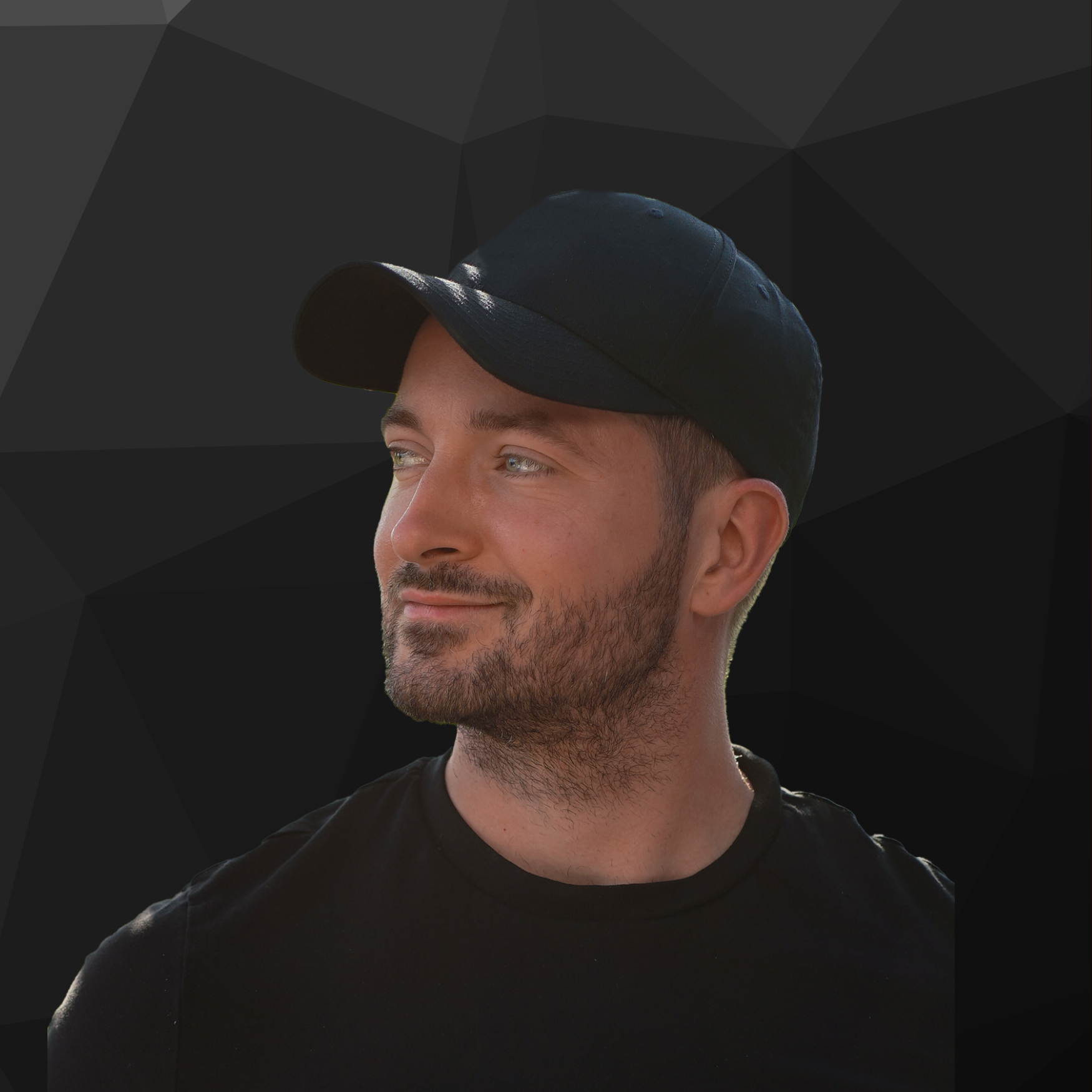 LC Linkedin black Profile Pic.png