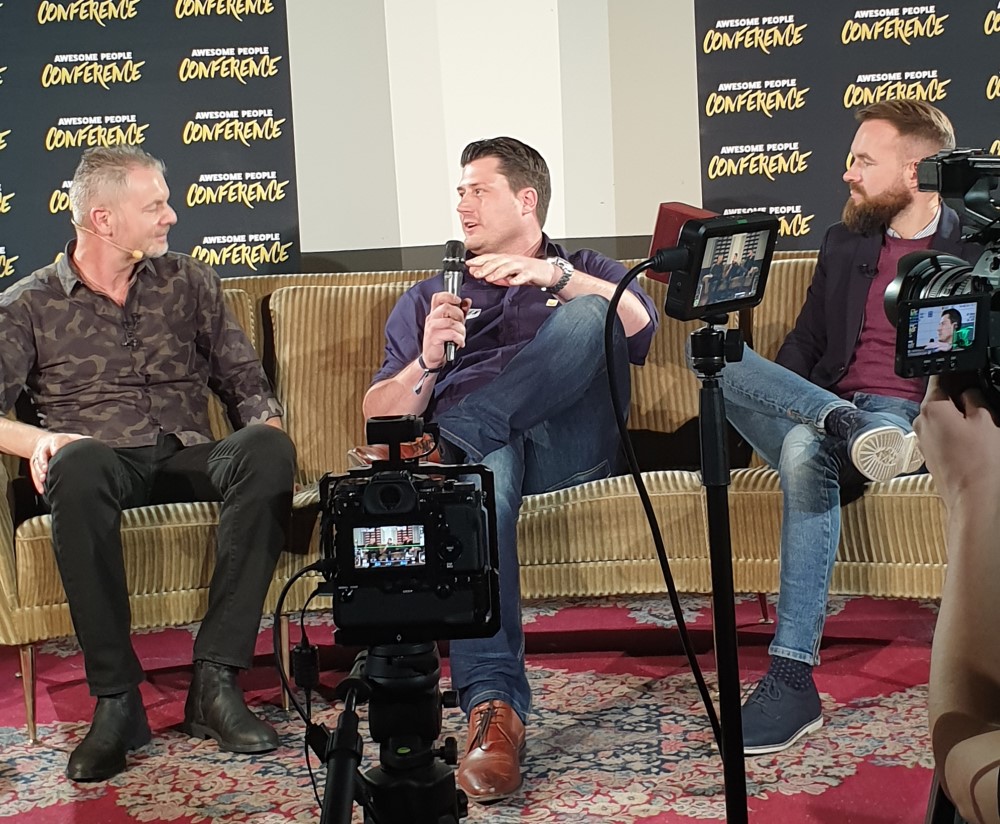 Awesome Peaople Conference 2019.jpg