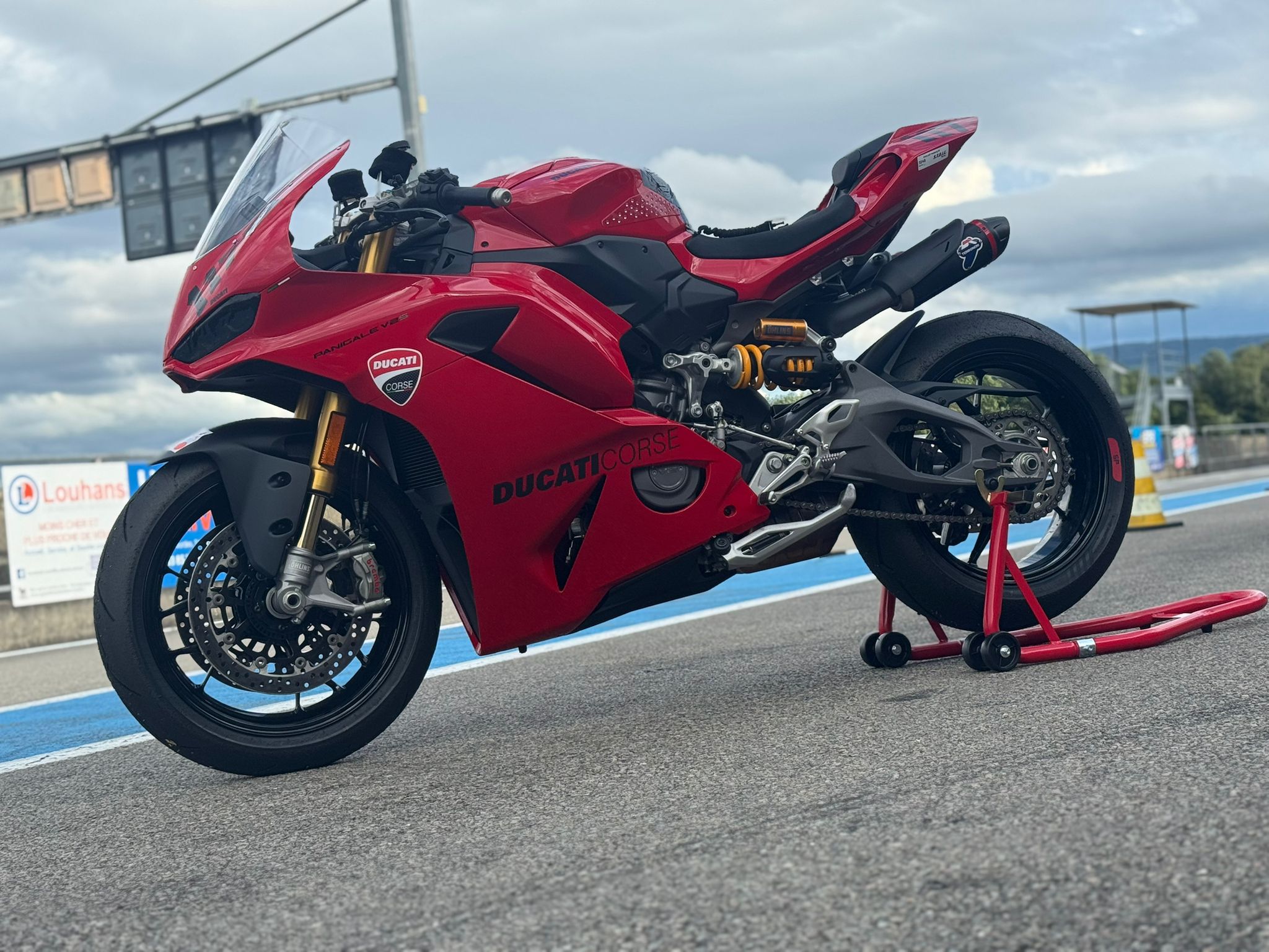 Academy Fahrschule Kahlert - Motorrad 2.jpeg
