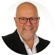 doma-kuechenstudio-kuechenberater-herr-maschke-1.png