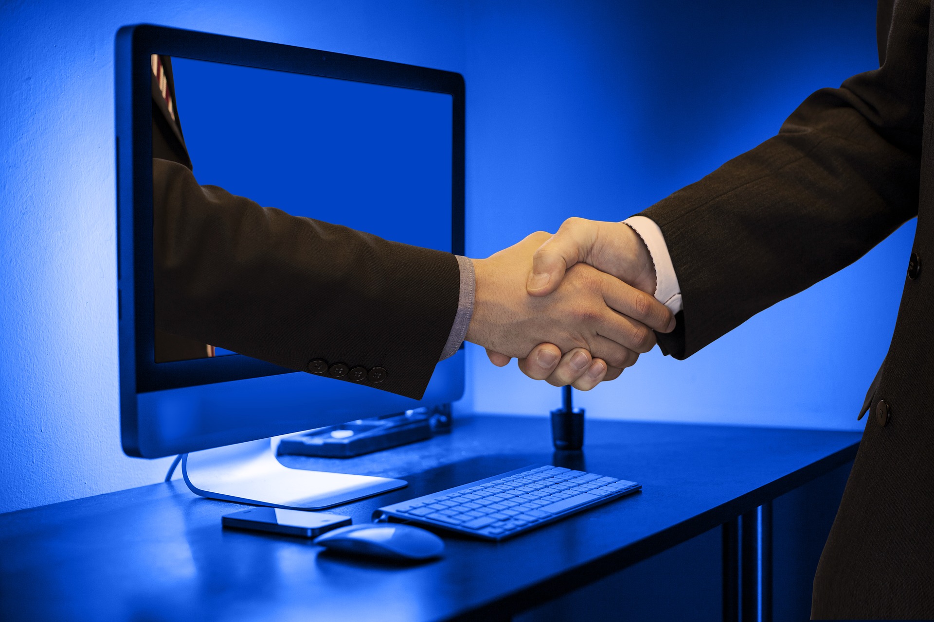 handshake-3962172_1920.jpg