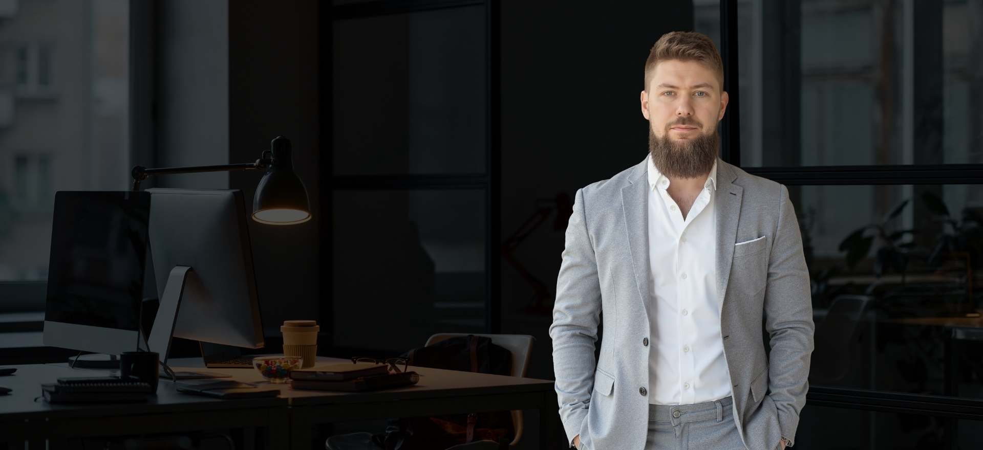 Mobil Pascal Mayer Hintergrund Startseite.jpg