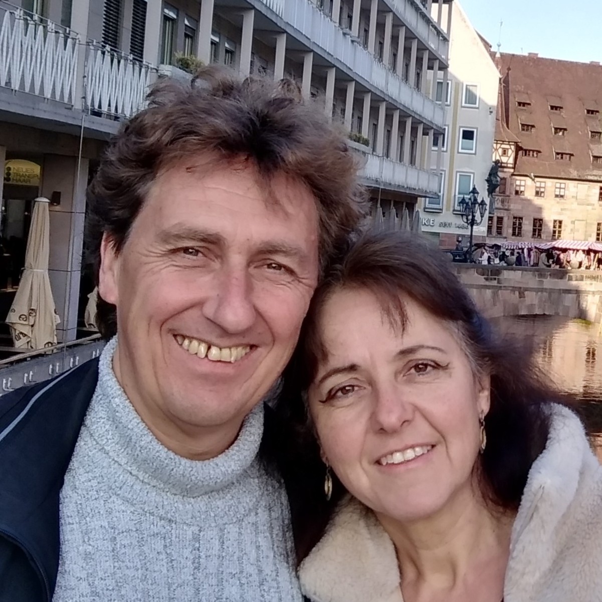 Profilbild quadratisch.jpg