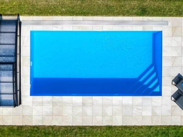pool-mid-dach-1.webp