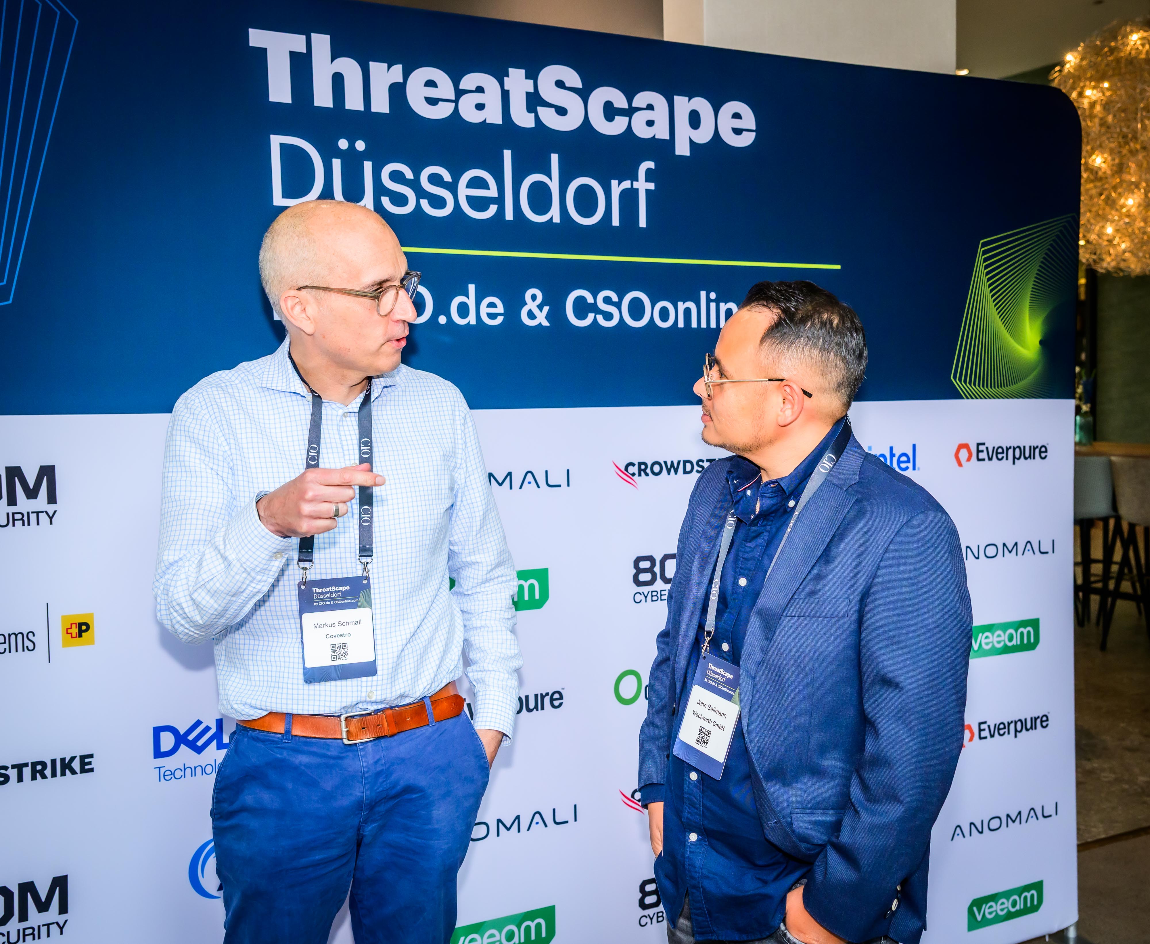Persönliches Gespräch bei der ThreatScape Düsseldorf 2026