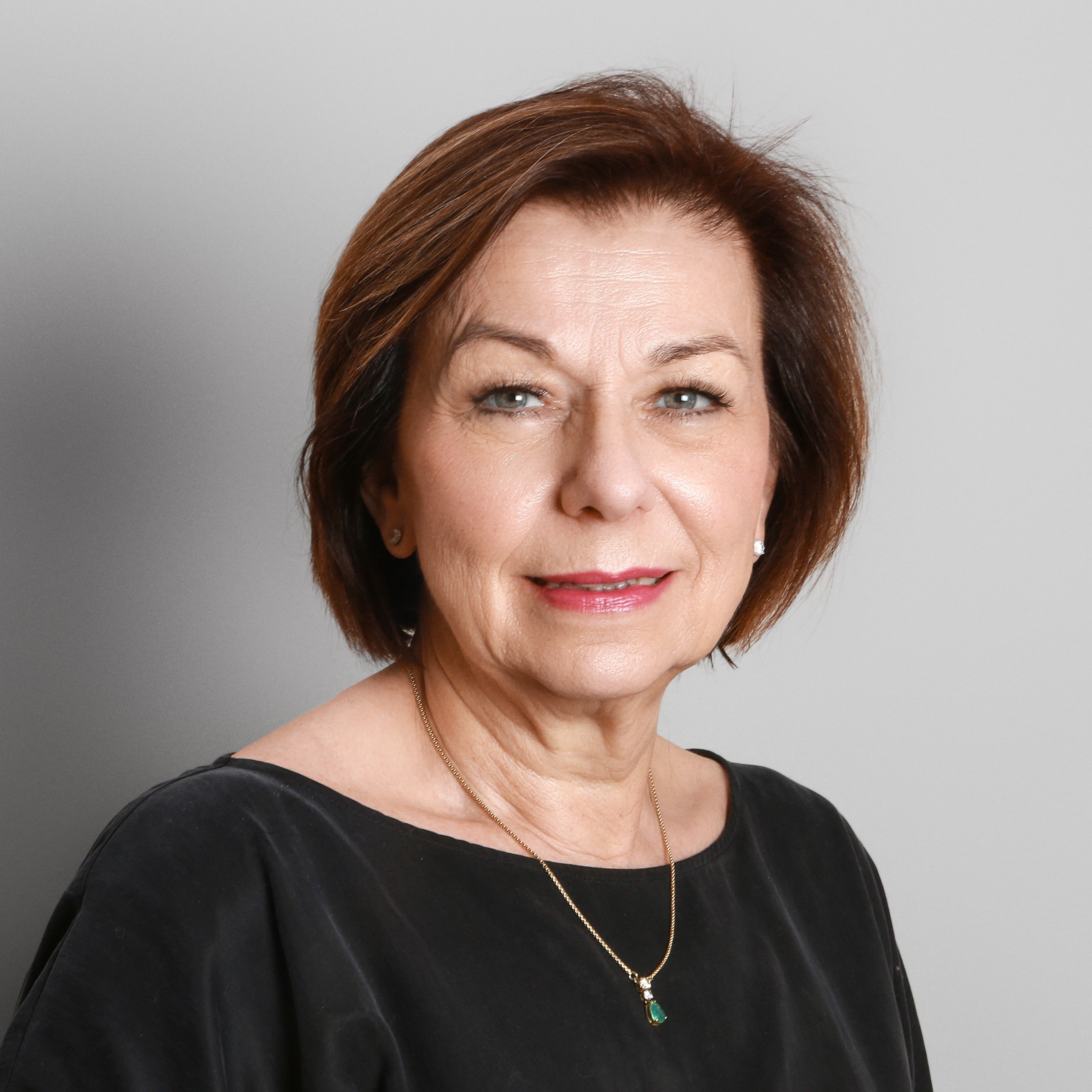 Gabriele Dicher.jpg