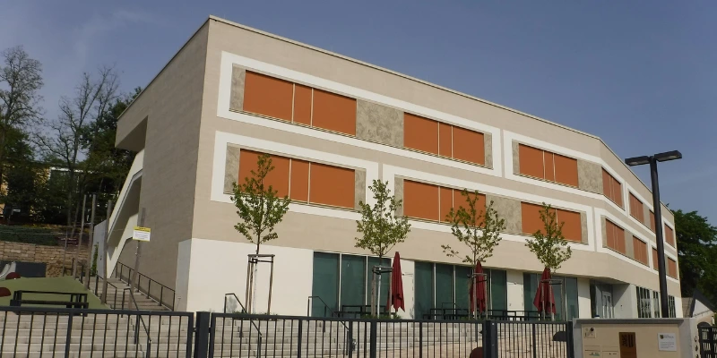 Die 147. Grundschule Dresden: Wie Bildungseinrichtungen den Immobilienwert beeinflussen