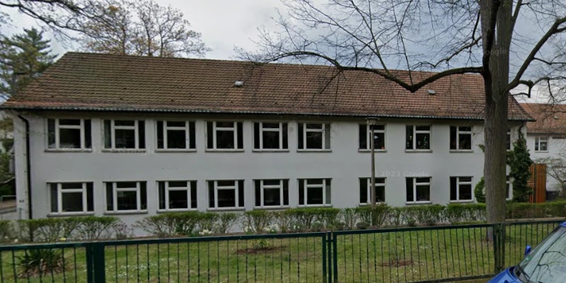 Schulstandort als Wertfaktor: Die 88. Oberschule und ihr Einfluss auf die Immobilienbewertung in Dresden