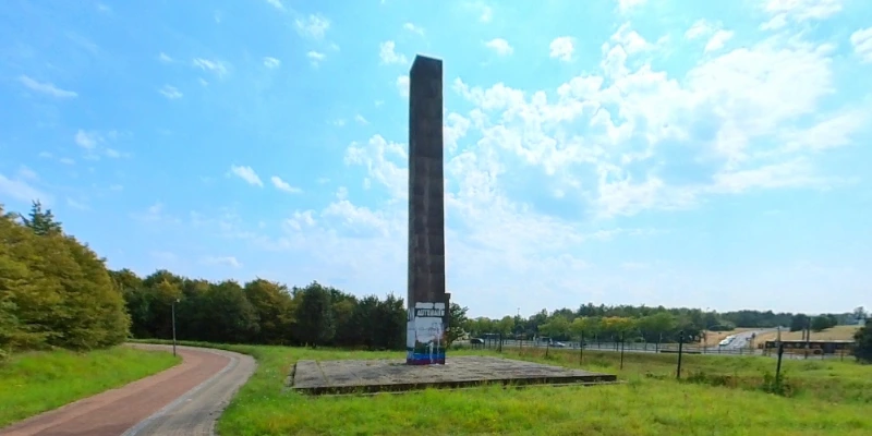 Der Dresdner Autobahn-Obelisk und Immobilienbewertung: Vergangenheit trifft Gegenwart