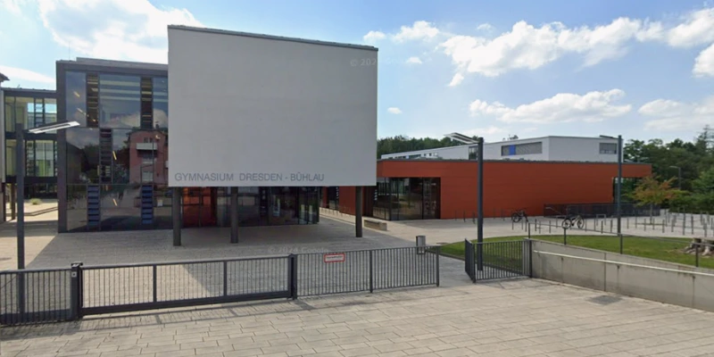 Das Gymnasium Dresden-Bühlau als Standortfaktor: Wie Bildungseinrichtungen die Immobilienbewertung beeinflussen
