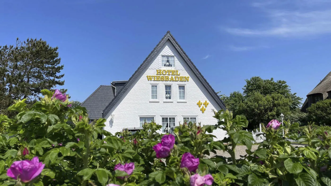 Hotel-Wiesbaden-in-Wenningstedt-auf-Sylt-11.webp