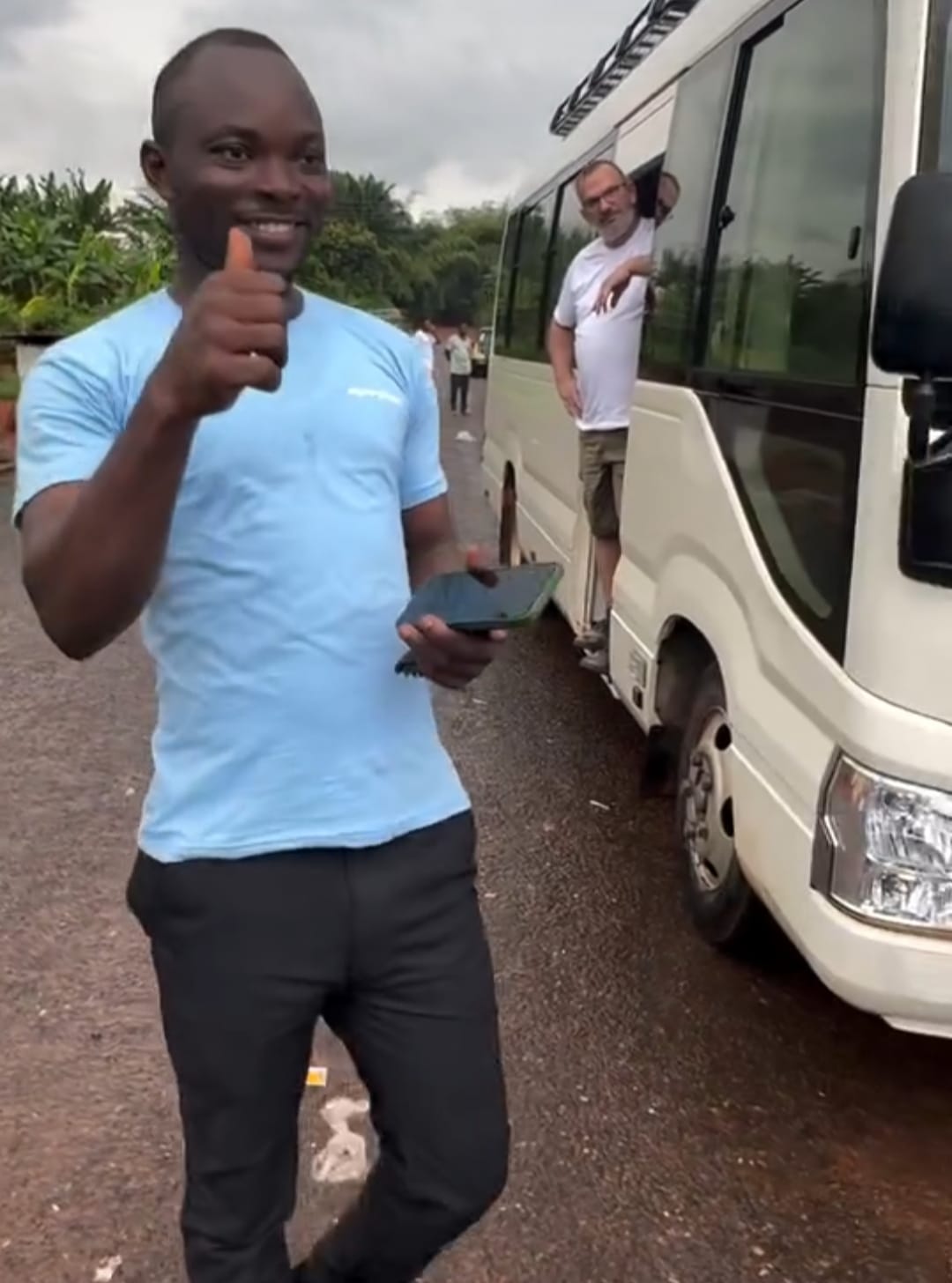 WhatsApp Bild 2024-10-28 um 17.41.04_26850664.jpg