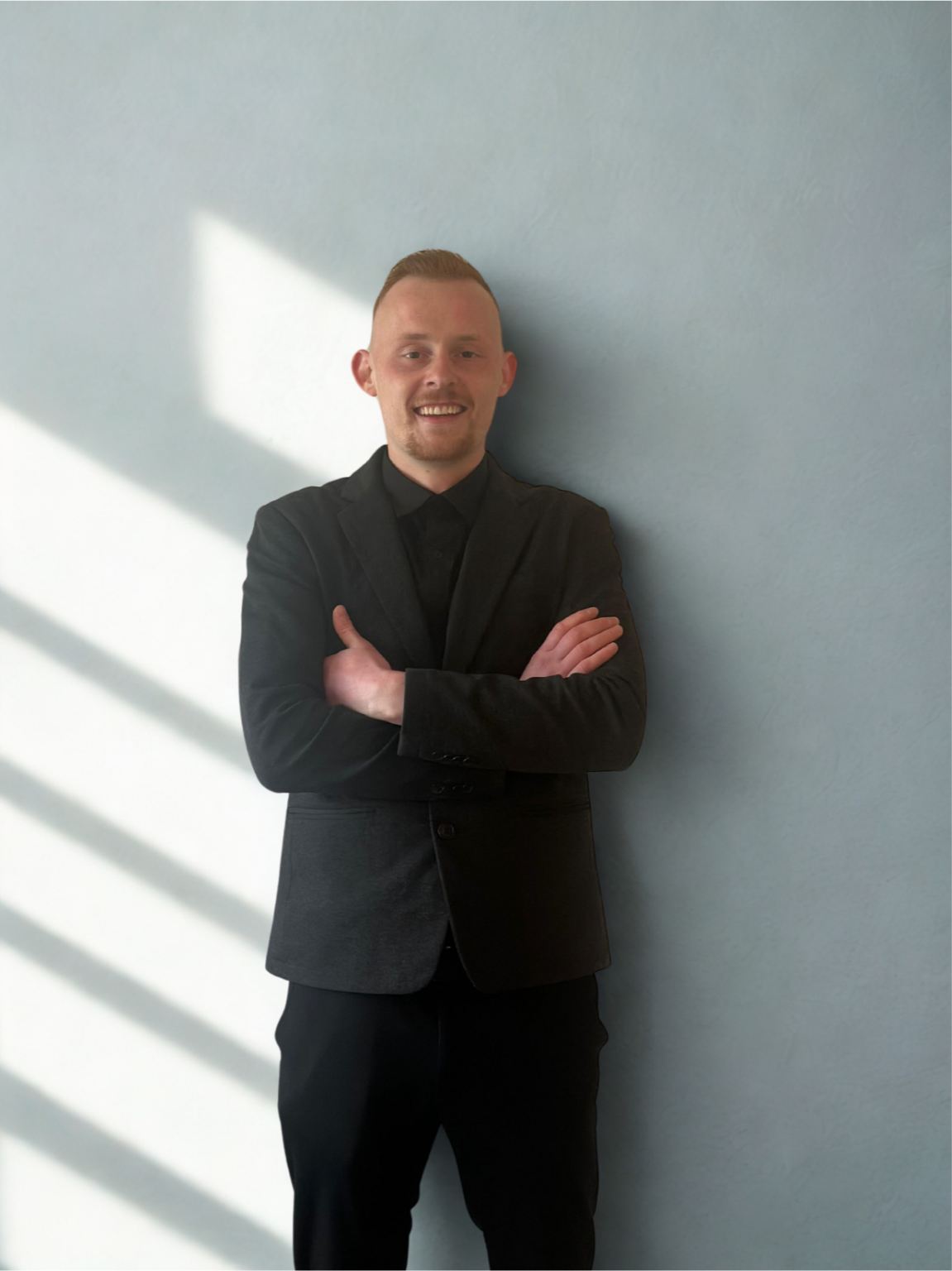 frölicher hintergrund.png